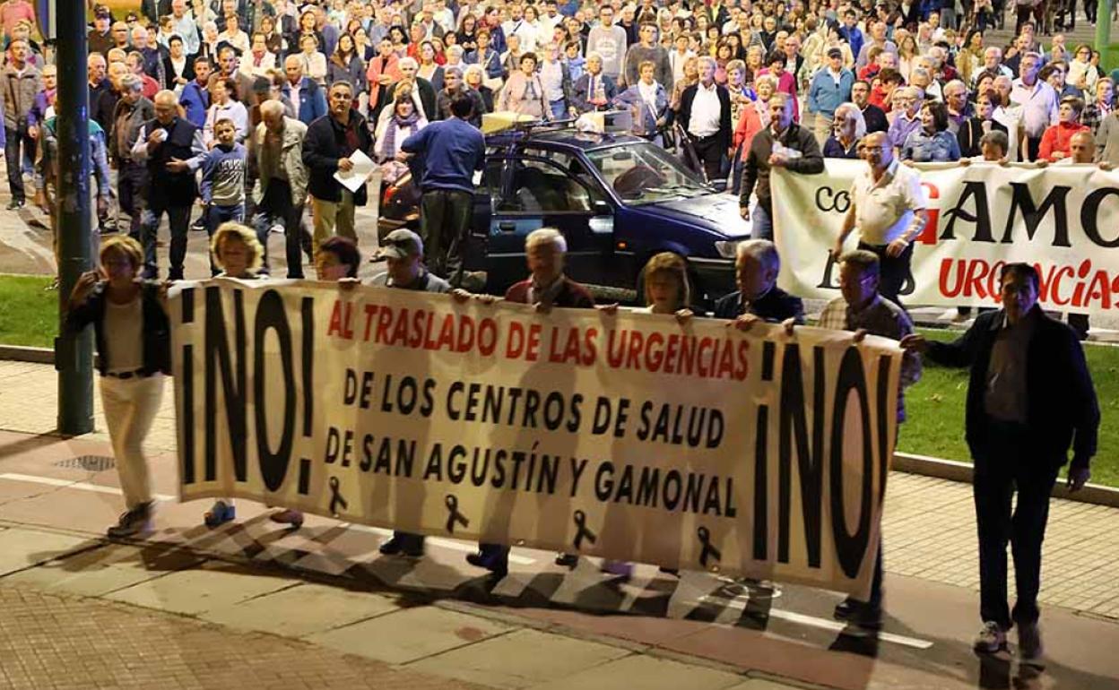 Protesta vecinal en Burgos por el traslado de las urgencias. 