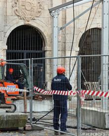 Imagen secundaria 2 - Comienza la instalación de la carpa para montar la nueva cubierta del Monasterio de San Juan