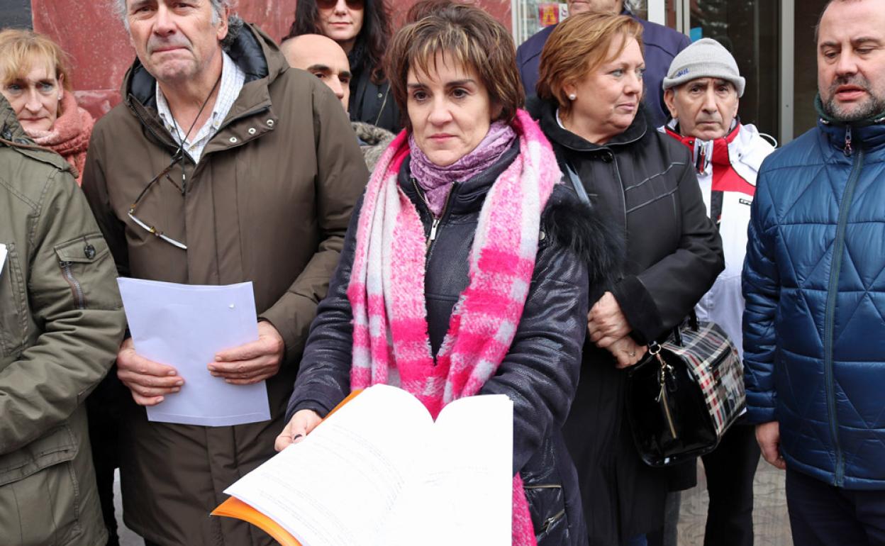 Pilar Sanmartín (centro) es directora de Atención Primaria en Burgos