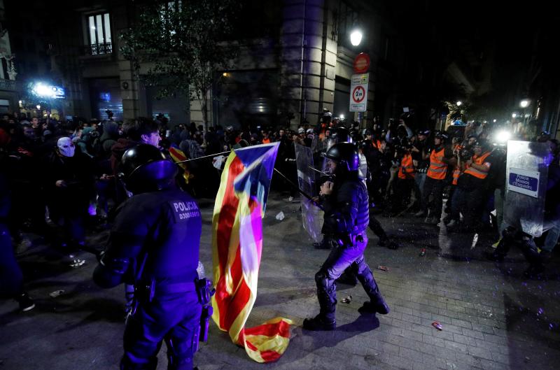 Fotos: La violencia vuelve a las calles de Barcelona