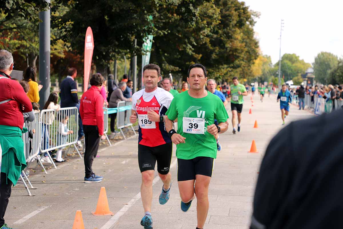 Dani Arce y Lidia Campo han sido los vencedores en la prueba de 10 kilómetros que ha recorridos las calles burgaleses. 