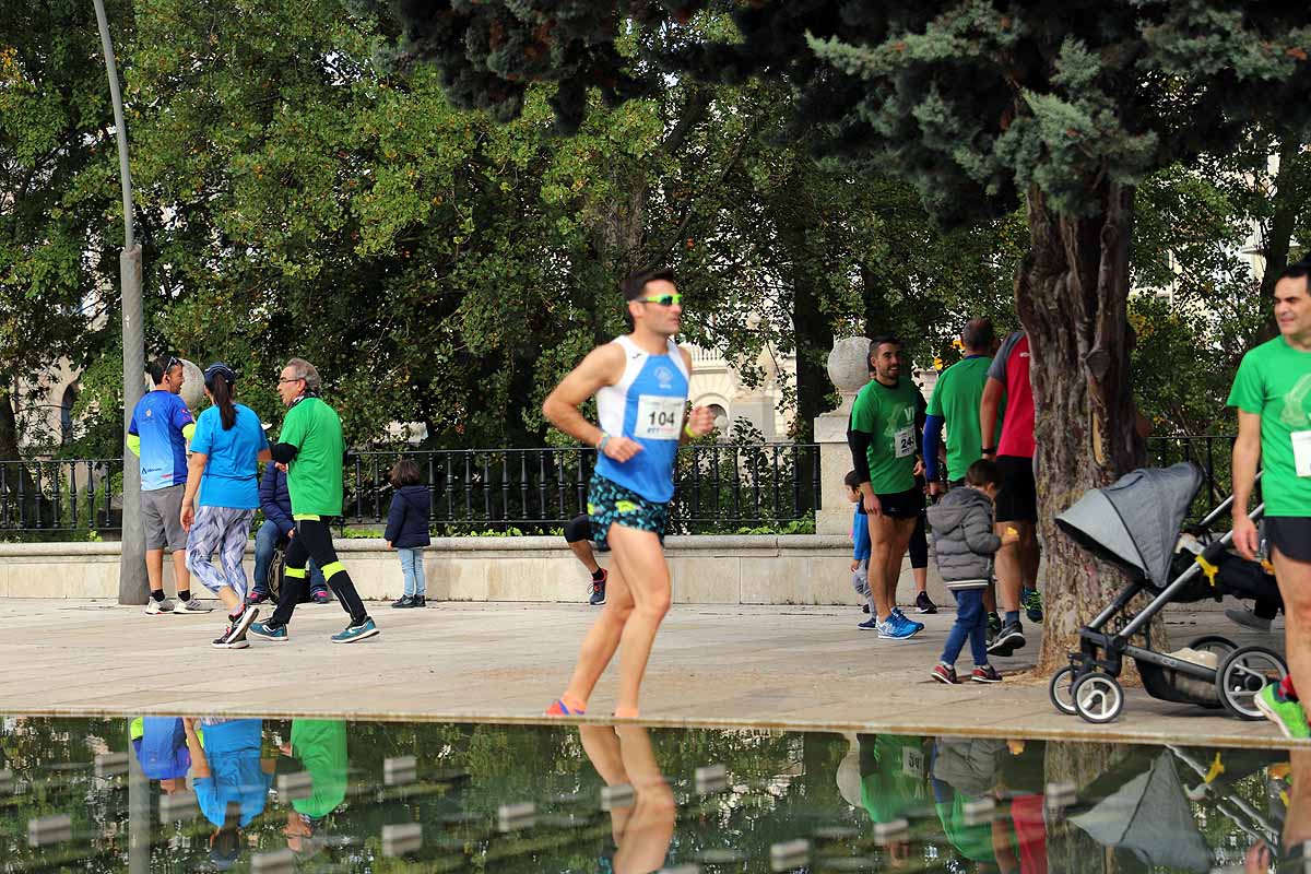 Dani Arce y Lidia Campo han sido los vencedores en la prueba de 10 kilómetros que ha recorridos las calles burgaleses. 