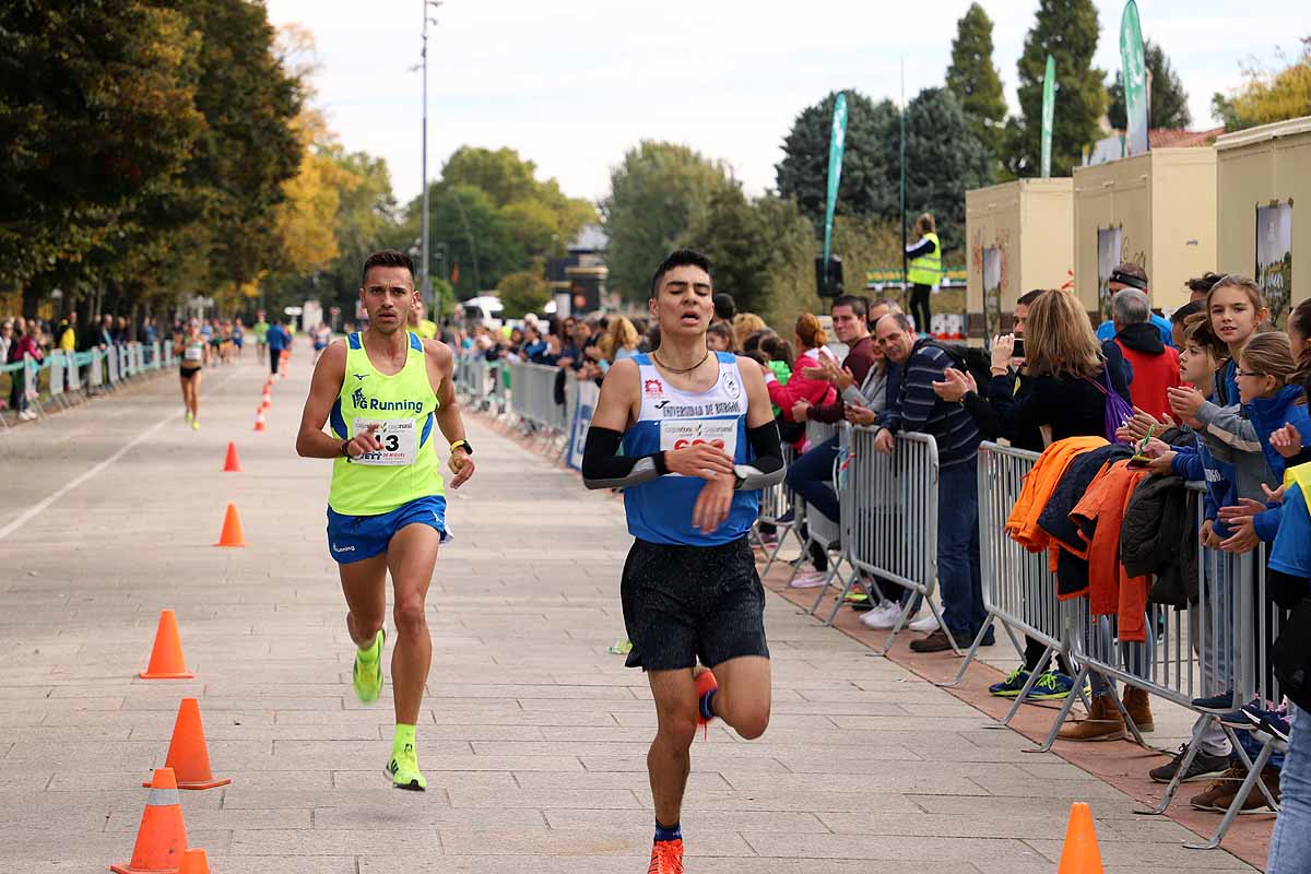 Dani Arce y Lidia Campo han sido los vencedores en la prueba de 10 kilómetros que ha recorridos las calles burgaleses. 