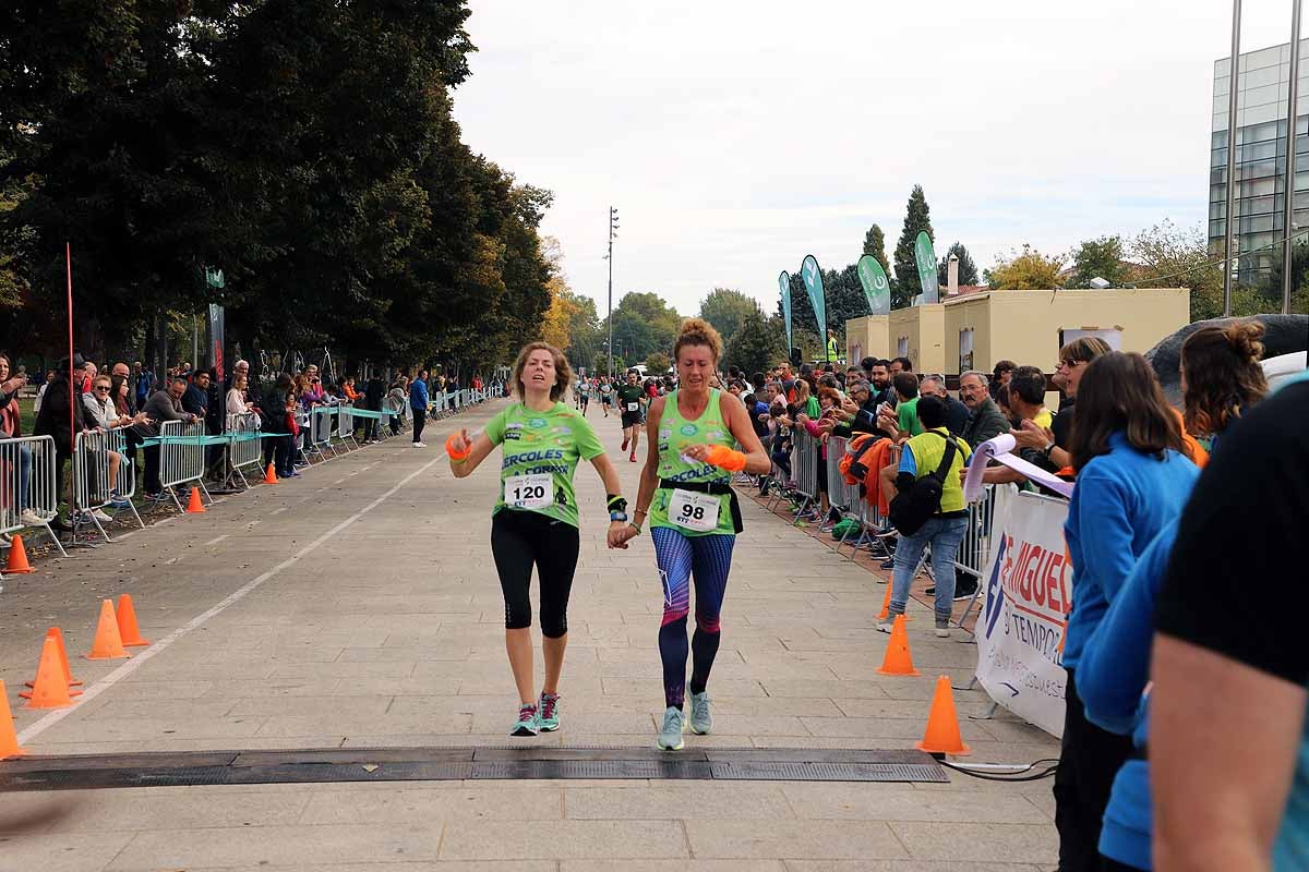 Dani Arce y Lidia Campo han sido los vencedores en la prueba de 10 kilómetros que ha recorridos las calles burgaleses. 