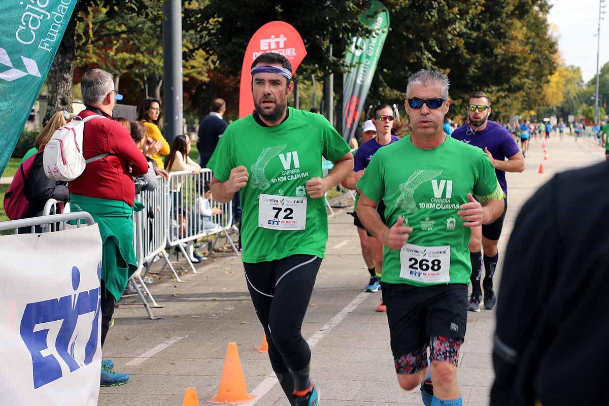 Dani Arce y Lidia Campo han sido los vencedores en la prueba de 10 kilómetros que ha recorridos las calles burgaleses. 