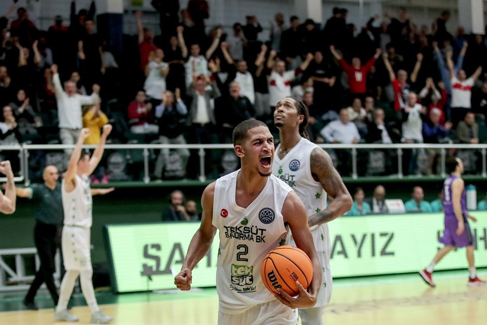 El San Pablo Burgos dispuso de la última posesión para igualar el duelo al final pero no consiguió forzar la prórroga. 