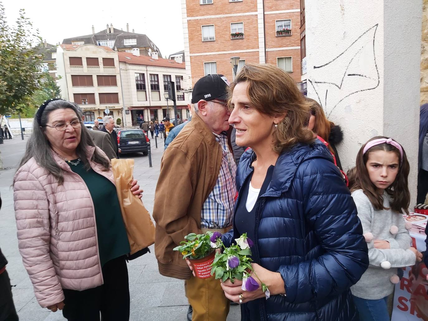 Fotos: Visita de la ministra de Transición Ecológica en funciones, Teresa Ribera, a Medina de Pomar