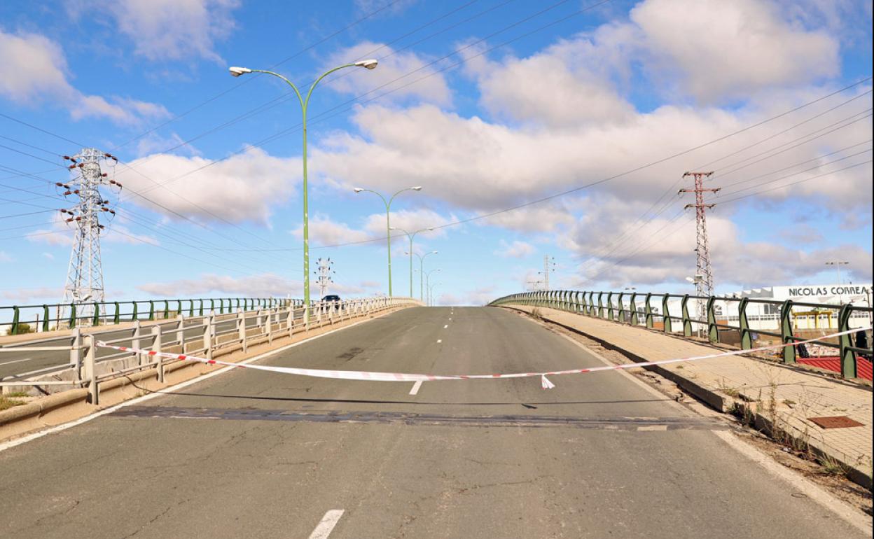 Alcalden Martín Cobos se encuentra parcialmente cerrada al tráfico