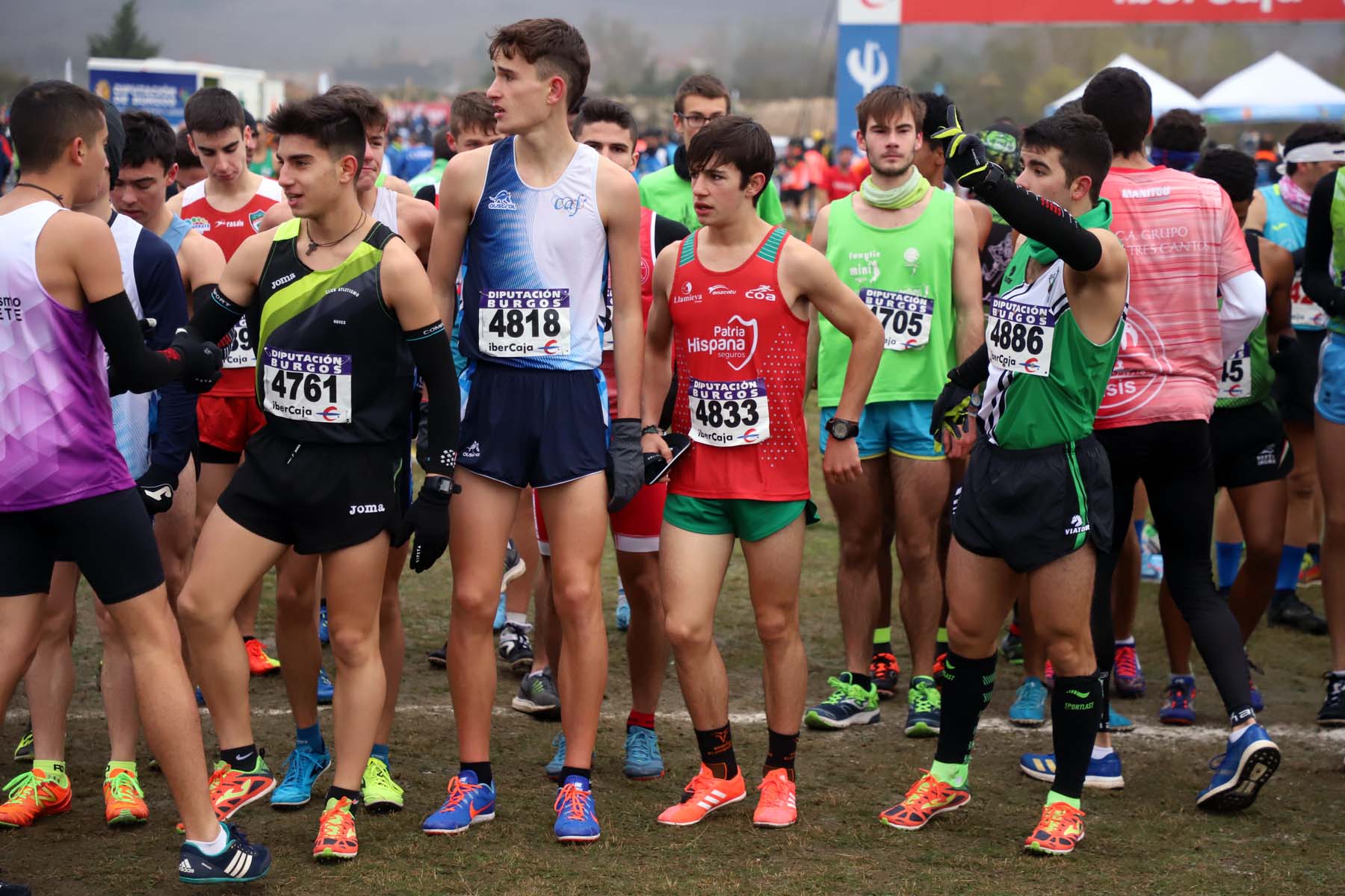 Los jóvenes también han demostrado su fortaleza en el cross. 