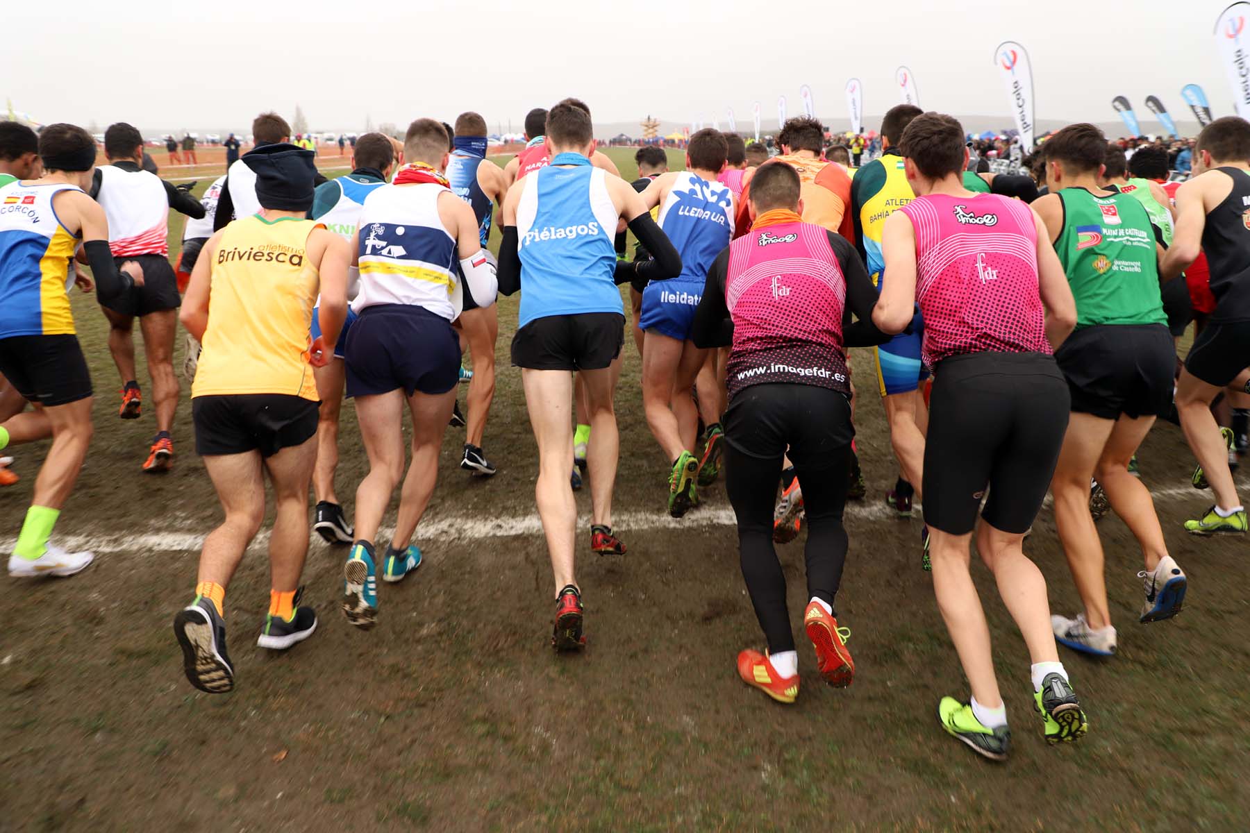 Los jóvenes también han demostrado su fortaleza en el cross. 