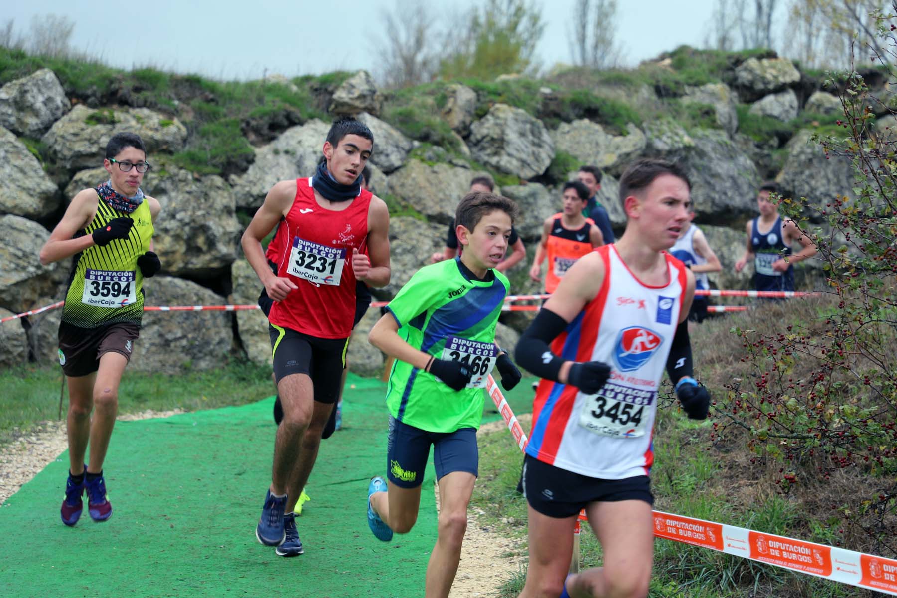 Los jóvenes también han demostrado su fortaleza en el cross. 