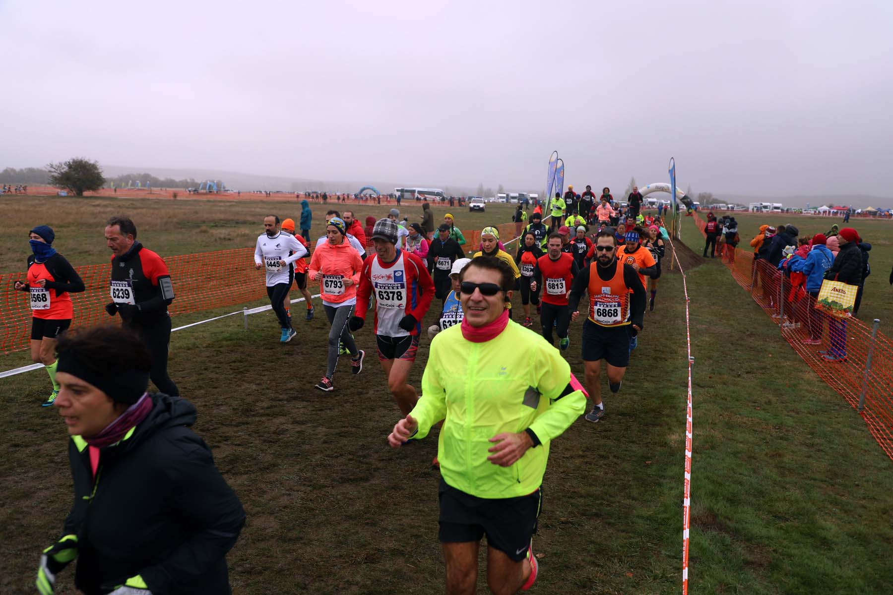 Miles de personas se han vuelto a dar cita en el circuito de Atapuerca. 