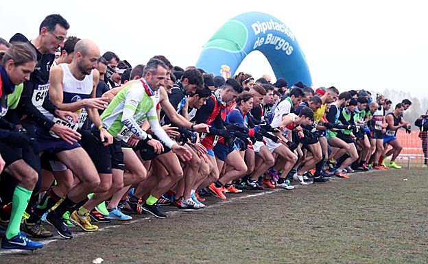 Galería. Salida de las categorías populares del Cross de Atapuerca. 