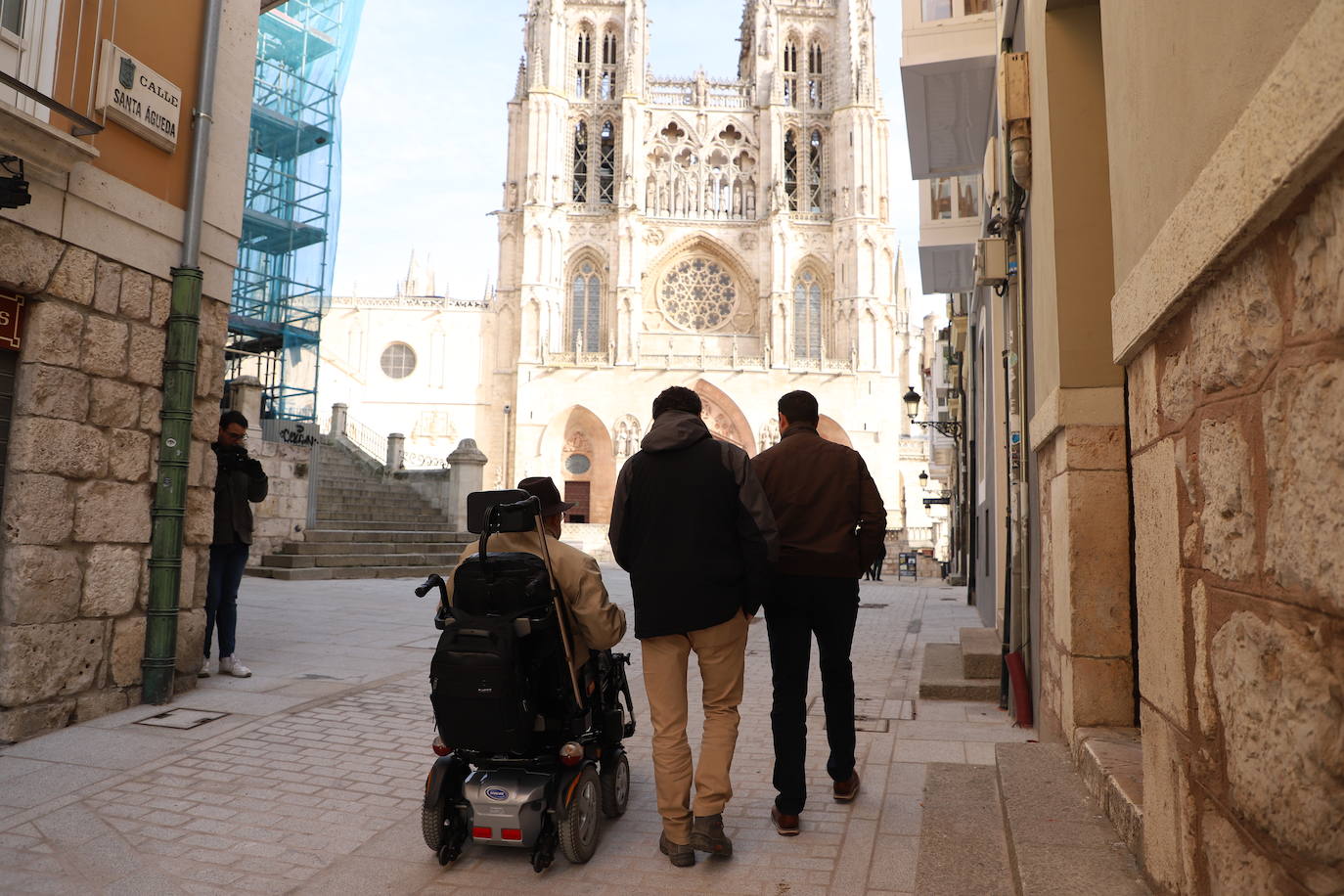 Fotos: Burgos elimina las barreras arquitectónicas para llegar hasta la Catedral de Burgos por la calle Santa Águeda