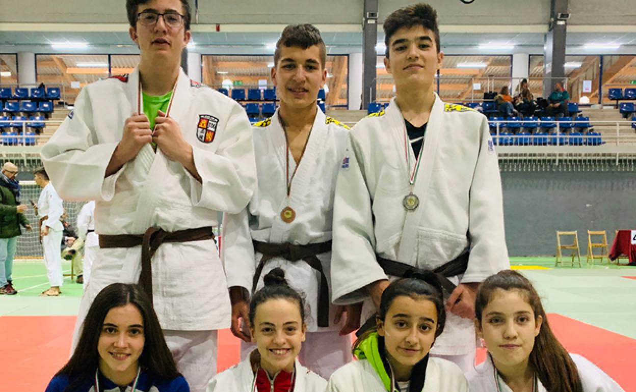 Algunos de los judokas ganadores. 