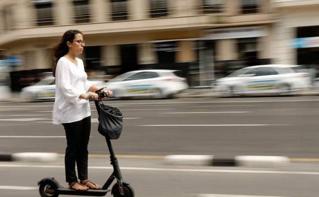 Vox advierte de protestas públicas de los usuarios de patinetes contra la ordenanza de Movilidad