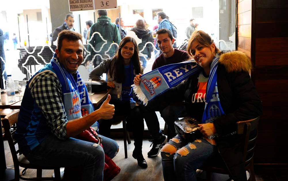 Casi un millar de burgaleses se han desplazado hasta la capital de España para ver la victoria de su equipo en el Wizink Center.