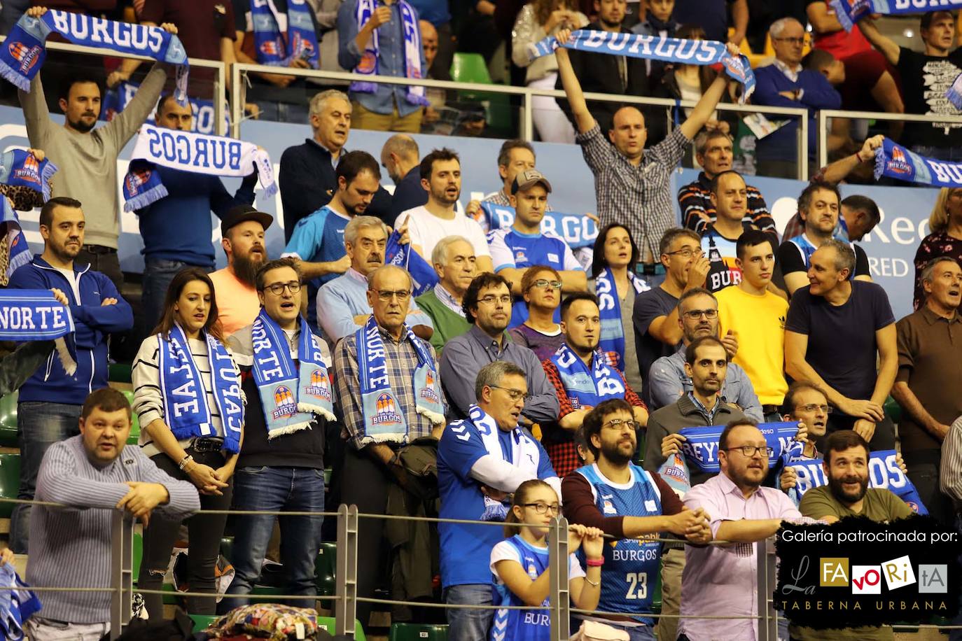 Fotos: El Coliseum vuelve a teñirse de azul