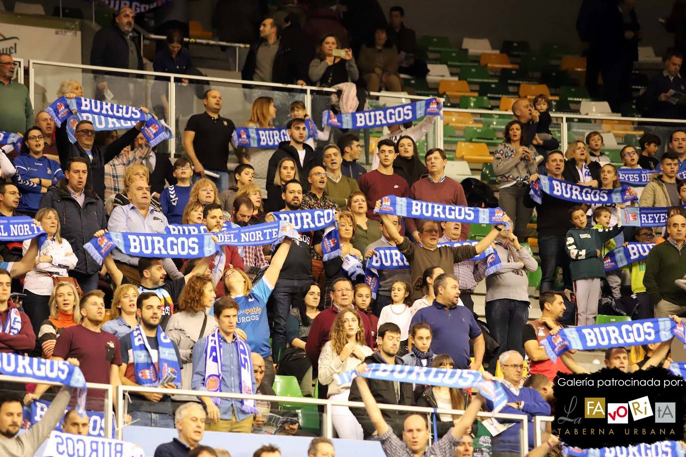 Fotos: El Coliseum vuelve a teñirse de azul