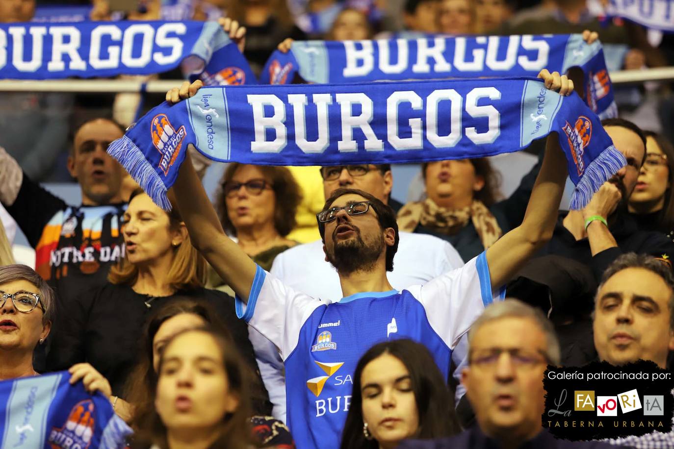 Fotos: El Coliseum vuelve a teñirse de azul