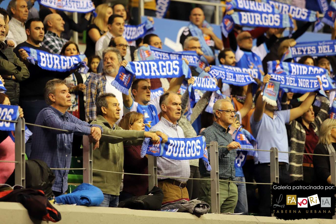 Fotos: El Coliseum vuelve a teñirse de azul