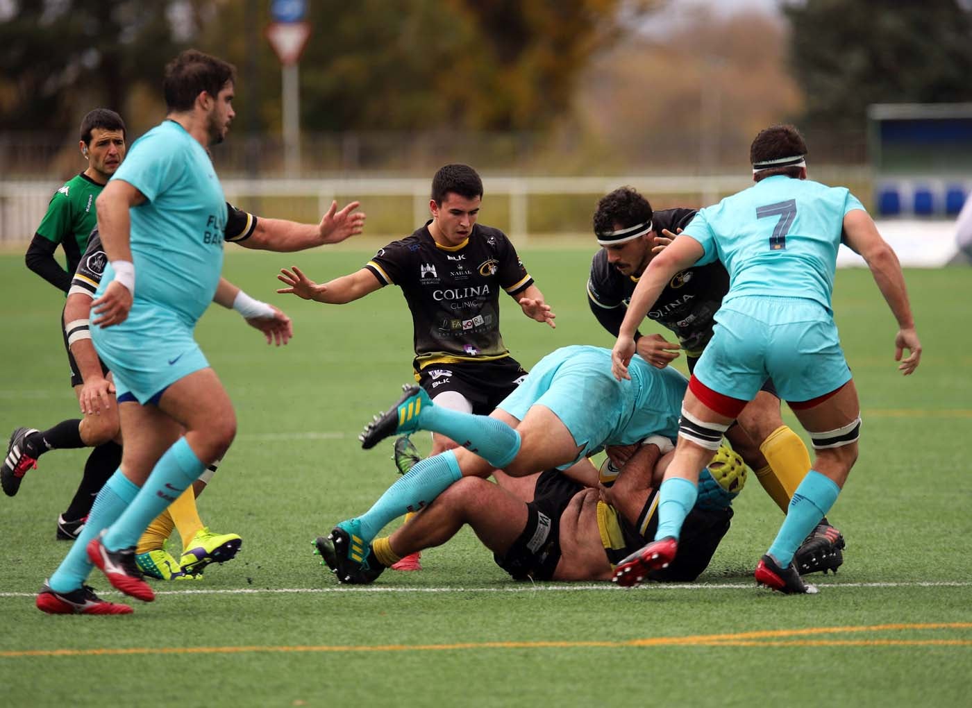 Fotos: El UBU Colina Clinic y el FC Barcelona firman tablas en San Amaro