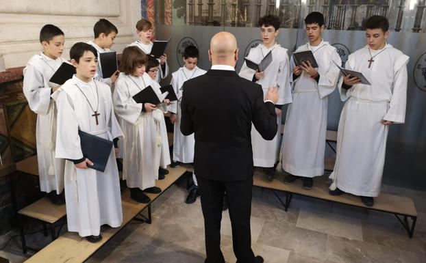 Los Pueri Cantores inician una campaña para sumar nuevas voces a la Escolanía de la Catedral de Burgos