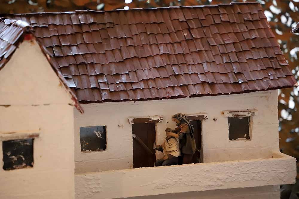 Fotos: Últimos retoques en el Belén Monumental de la Catedral de Burgos