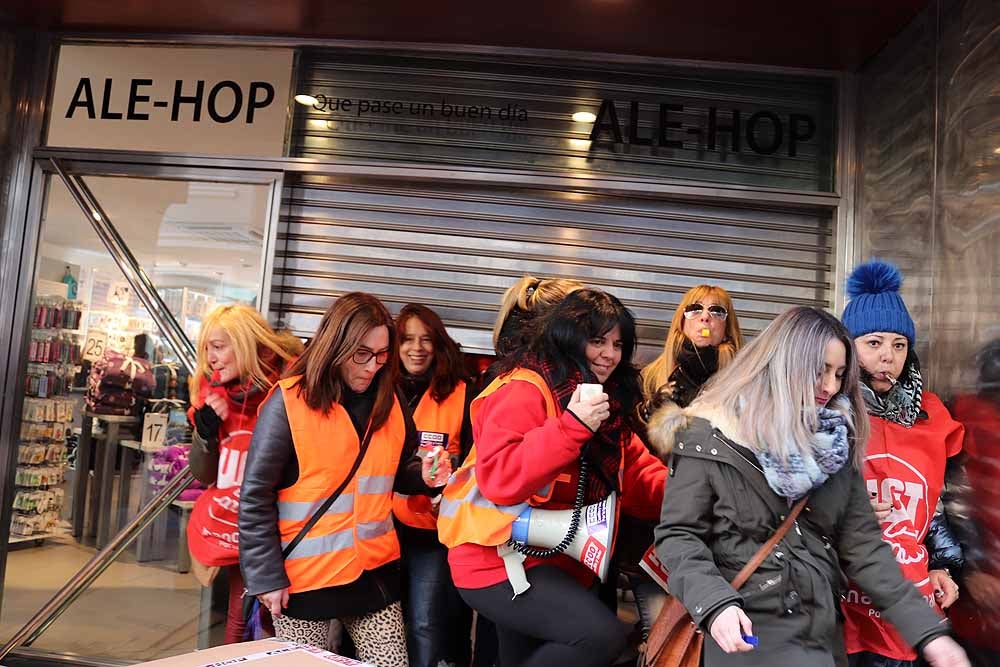 Fotos: Huelga en el comercio de Burgos