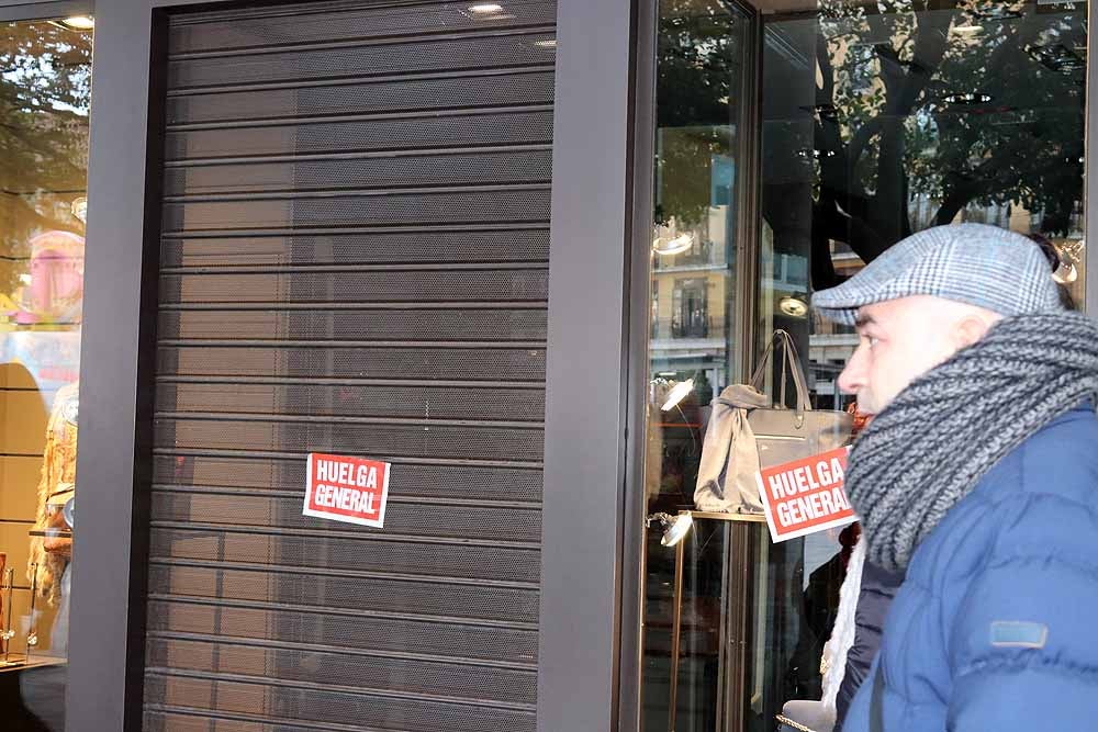 Fotos: Huelga en el comercio de Burgos