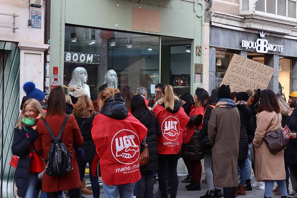 Fotos: Huelga en el comercio de Burgos