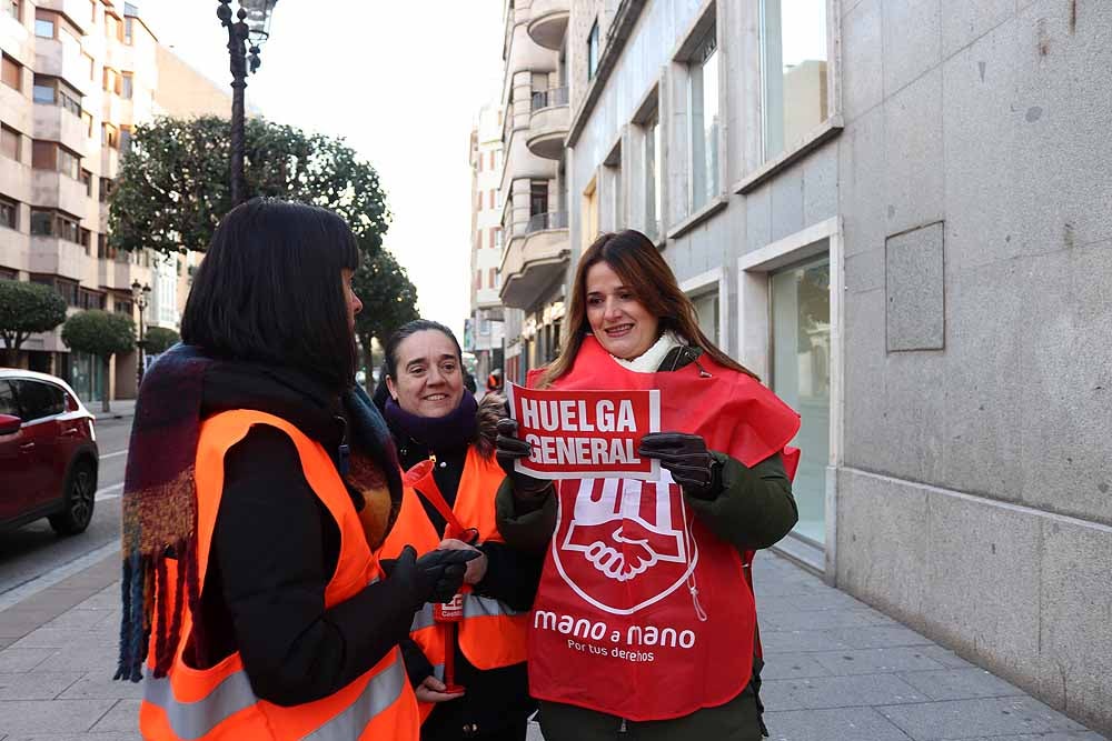 Fotos: Huelga en el comercio de Burgos