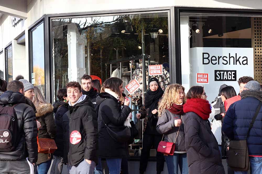 Fotos: Huelga en el comercio de Burgos