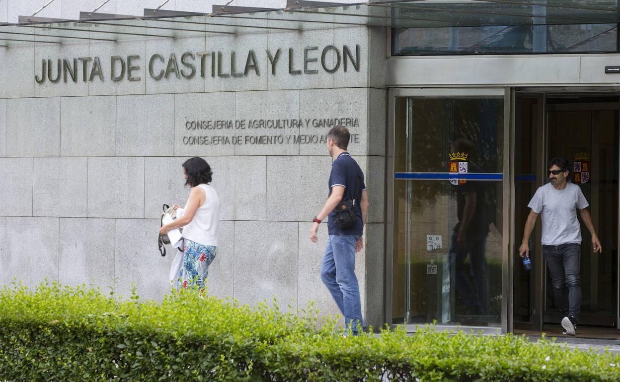 Sede las consejerías de Agricultura y Fomento y Medio Ambiente.