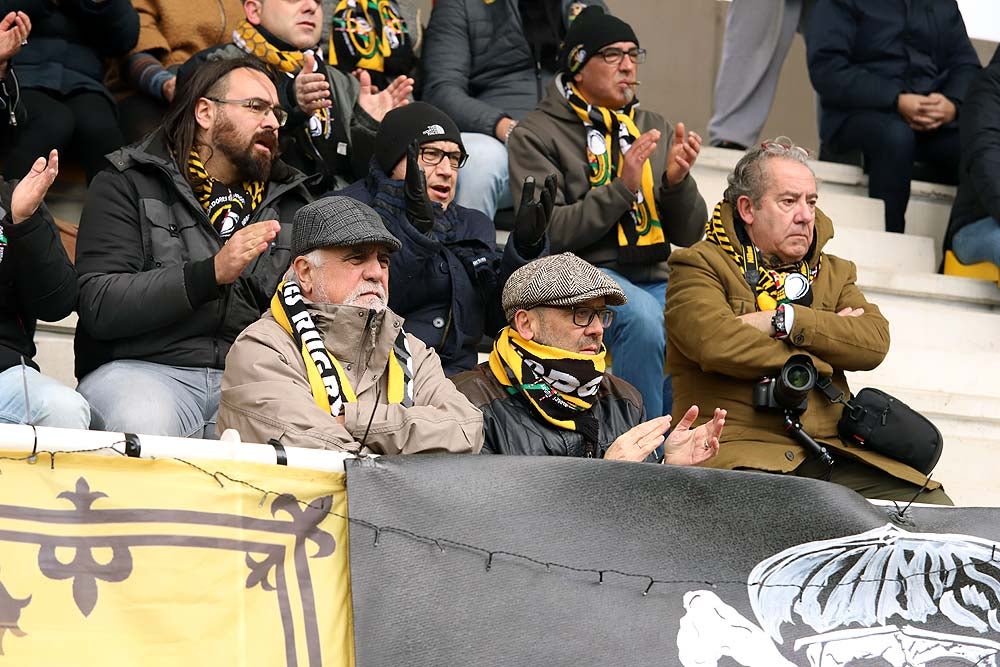 La grada estuvo completa