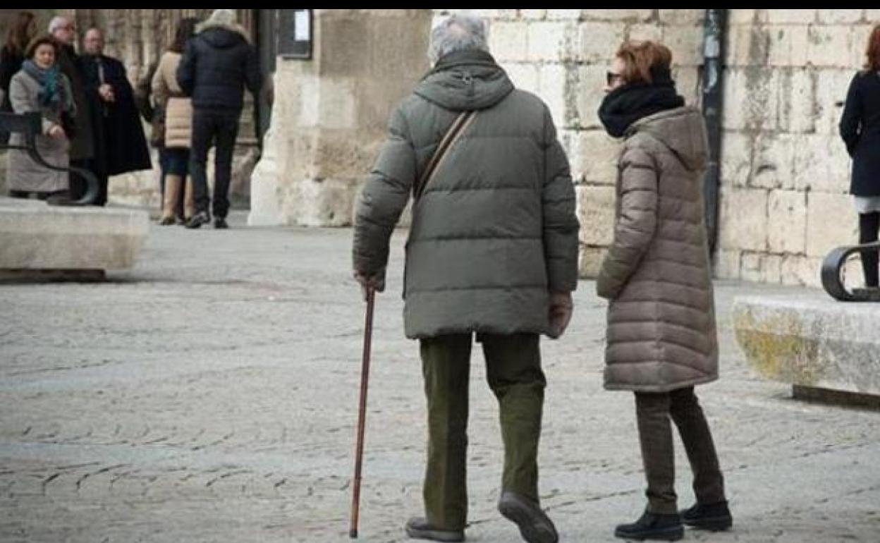 El II Plan Sectorial de Personas Mayores de Burgos busca propiciar un envejecimiento activo y saludable. 