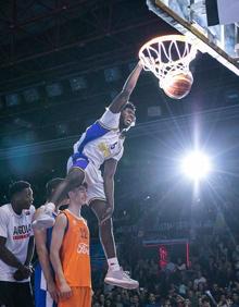 Imagen secundaria 2 - Diferentes momentos de la pasada edición del Basketball Christmas Edition