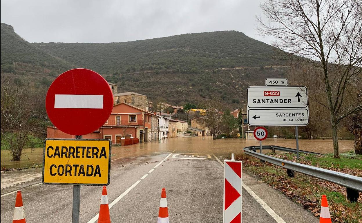 Corte de la N-623 en San Felices. 