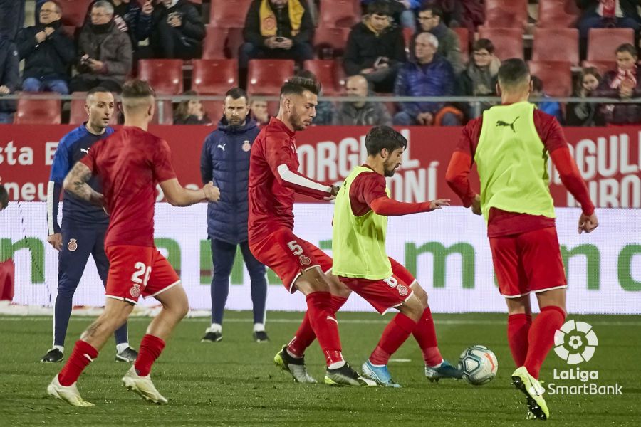 El Mirandés se adelantó en el minuto 20 y Merquelanz, ya en el anochecer, en el tiempo añadido, redondeó la victoria castellanoleonesa.