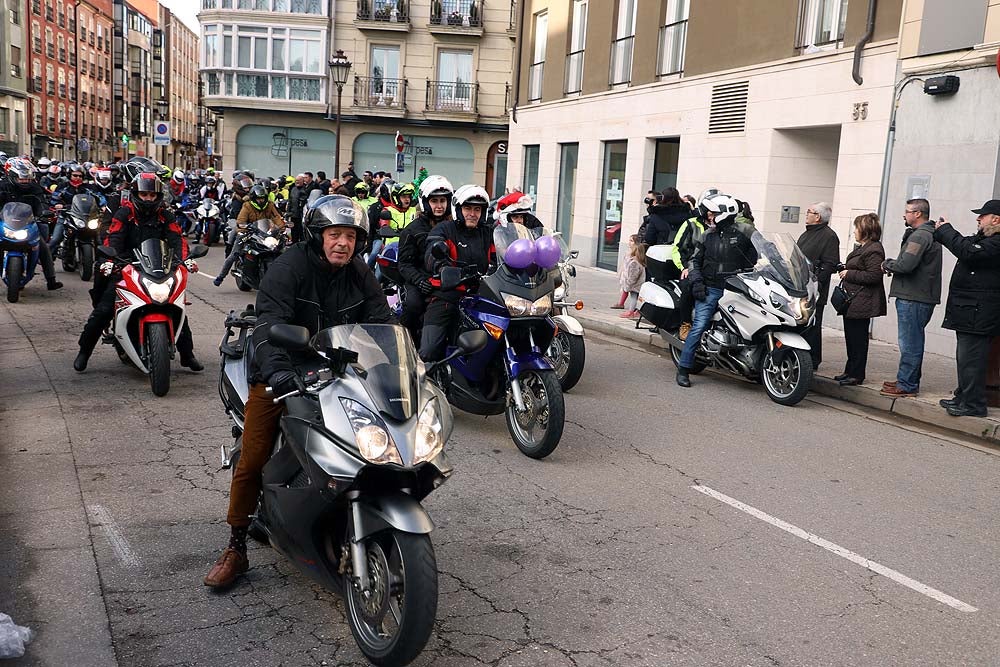 Papá Noel llega en moto