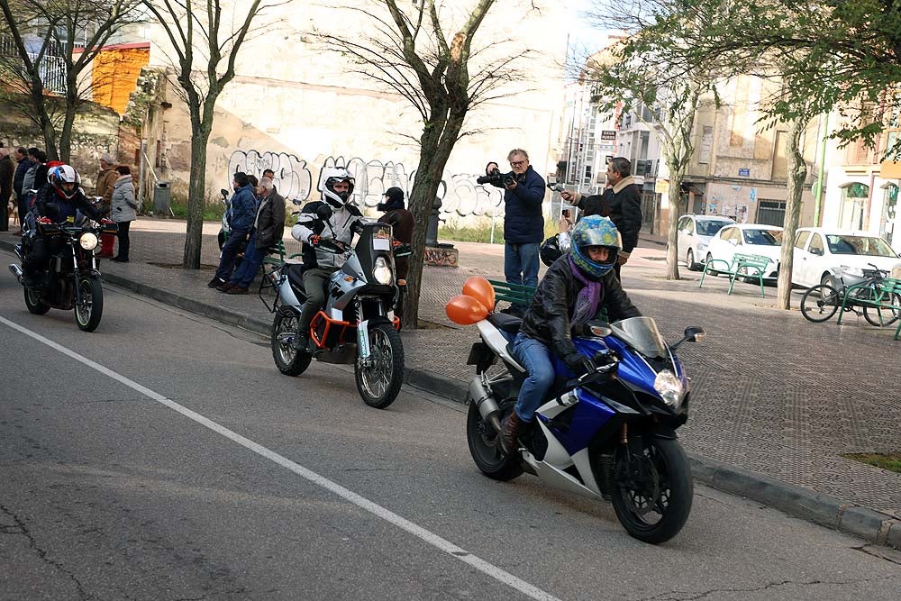 Papá Noel llega en moto