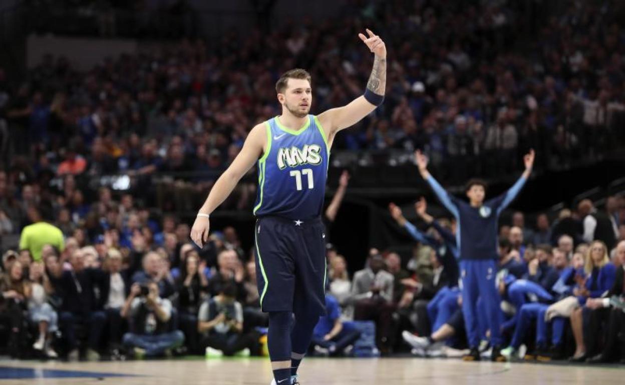 Luka Doncic, durante un partido con los Dallas Mavericks.