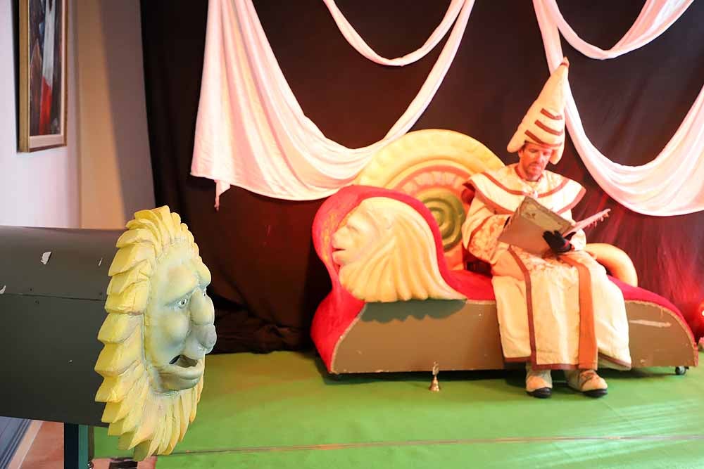 Fotos: Emisarios y pajes reales, avanzadilla de Melchor, Gaspar y Baltasar