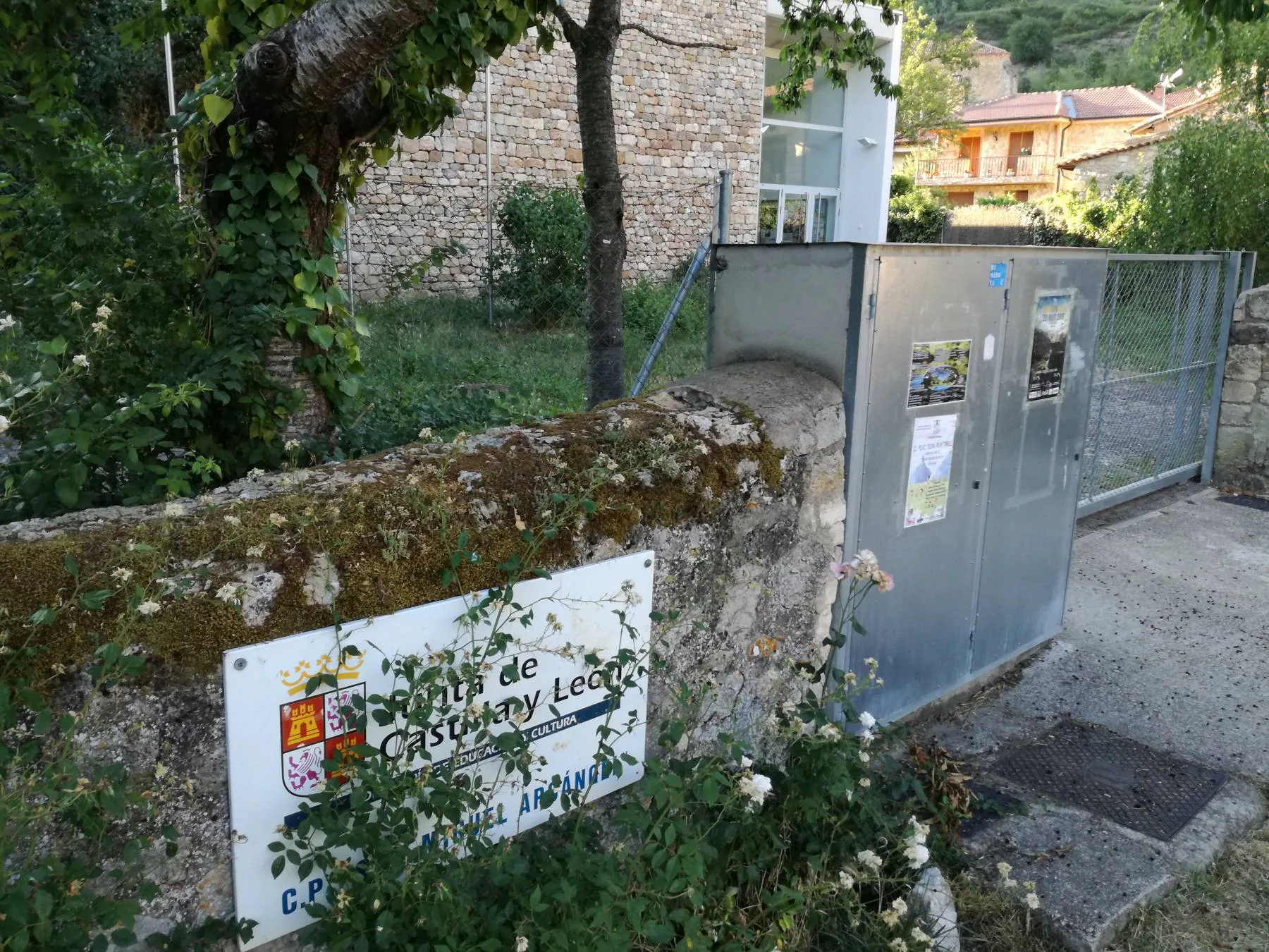 El colegio San Miguel Arcángel de Escalada es uno de los que menos alumnos tienen en Burgos. 