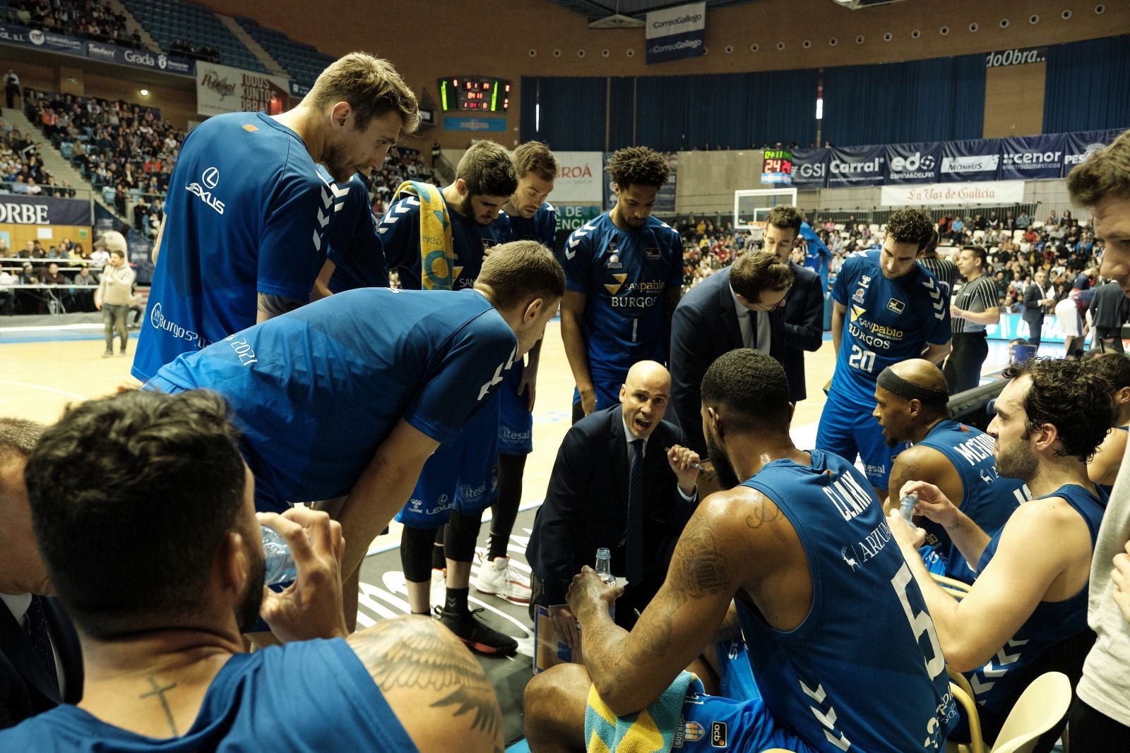 Fotos: El Monbús Obradoiro - San Pablo Burgos, en imágenes