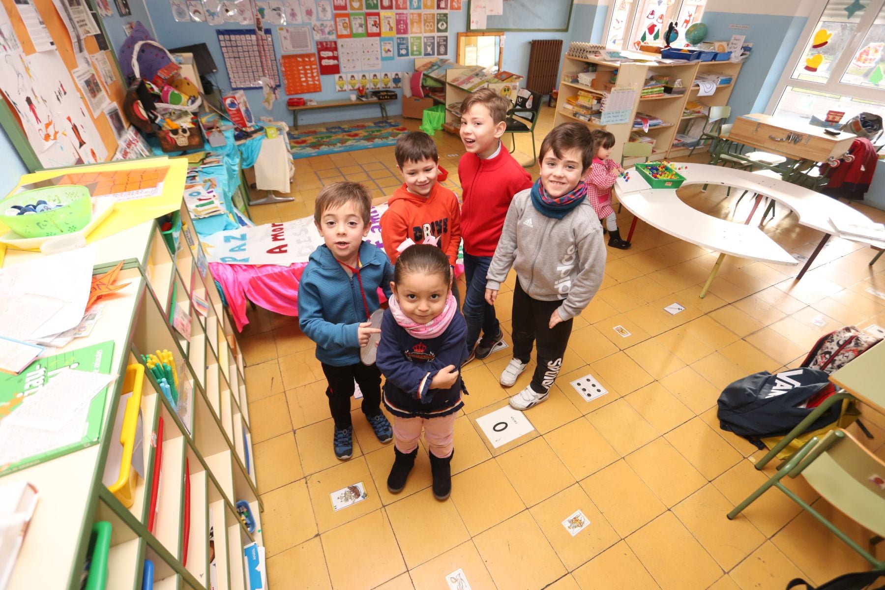 Los siete alumnos comparten aula. 