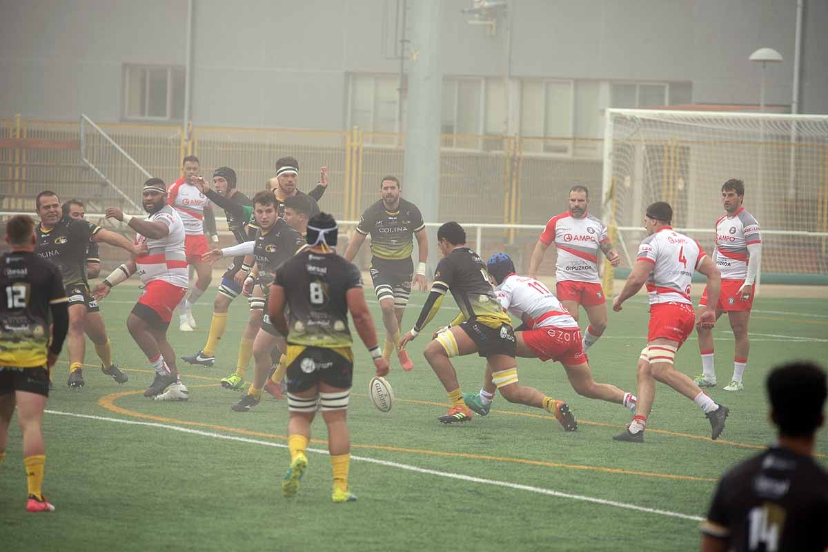 Fotos: Así ha sido la derrota del UBU Colina Clinic ante el Ampo Ordizia
