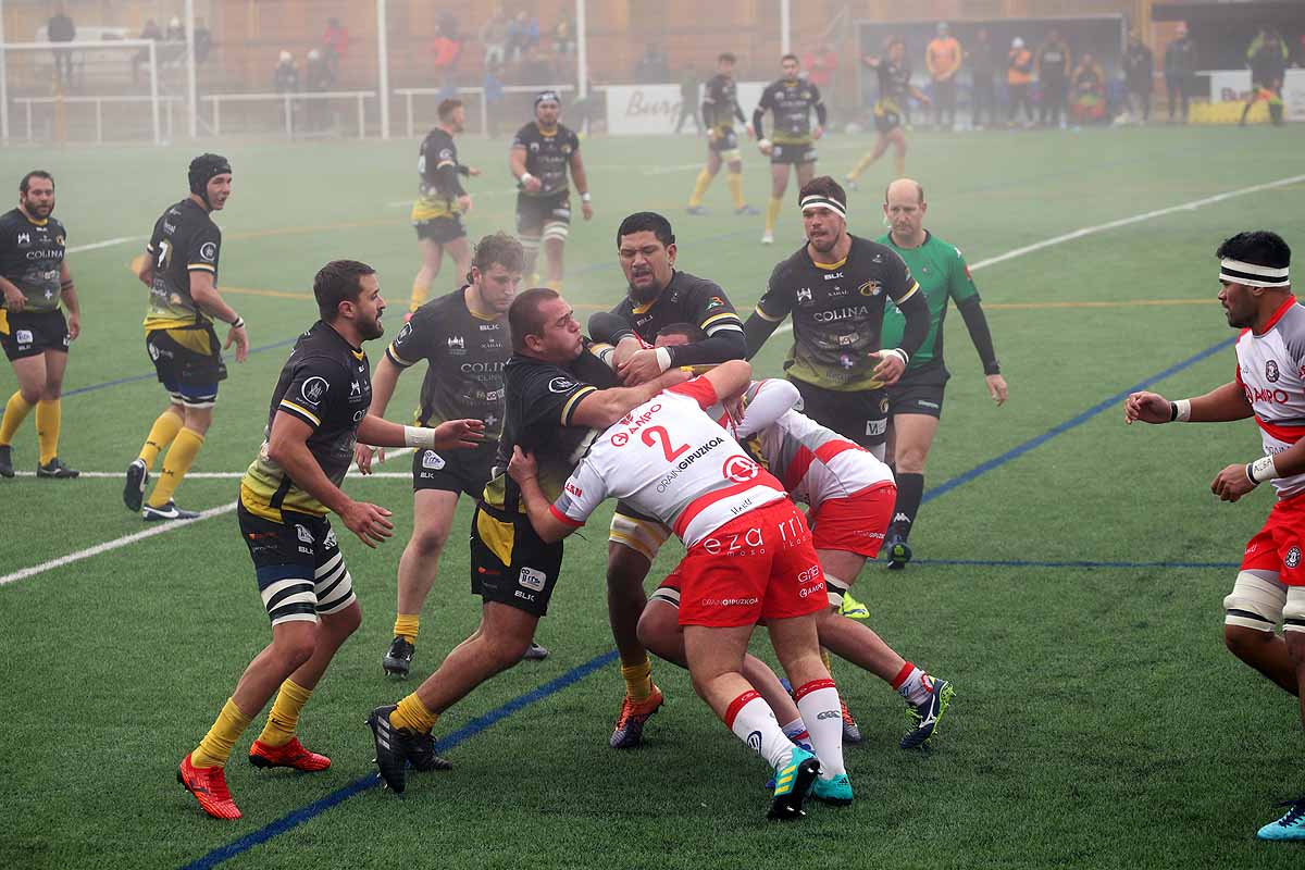 Fotos: Así ha sido la derrota del UBU Colina Clinic ante el Ampo Ordizia
