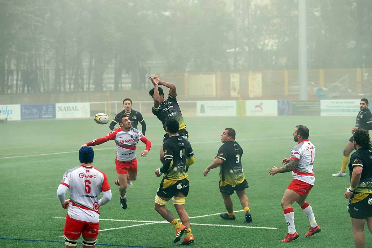 Fotos: Así ha sido la derrota del UBU Colina Clinic ante el Ampo Ordizia