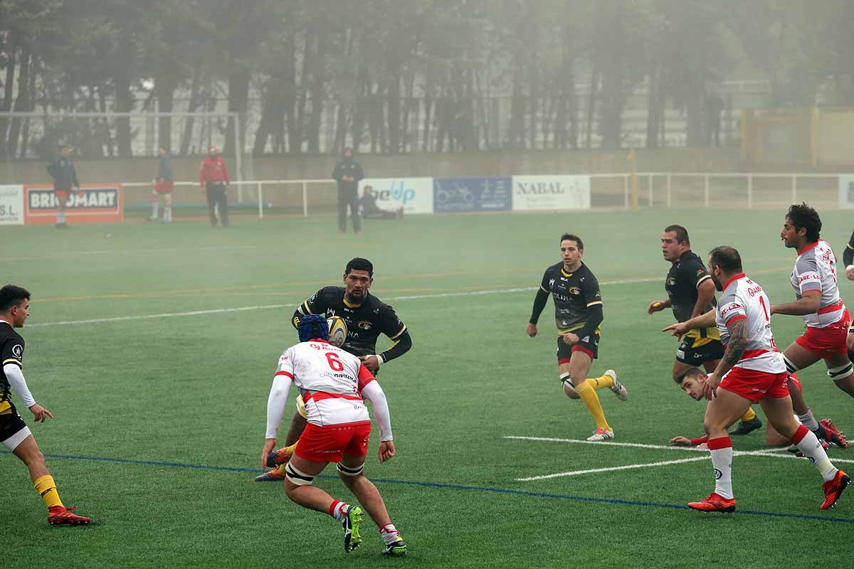 Fotos: Así ha sido la derrota del UBU Colina Clinic ante el Ampo Ordizia